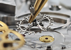 兰州积家售后维修服务中心-全面保养